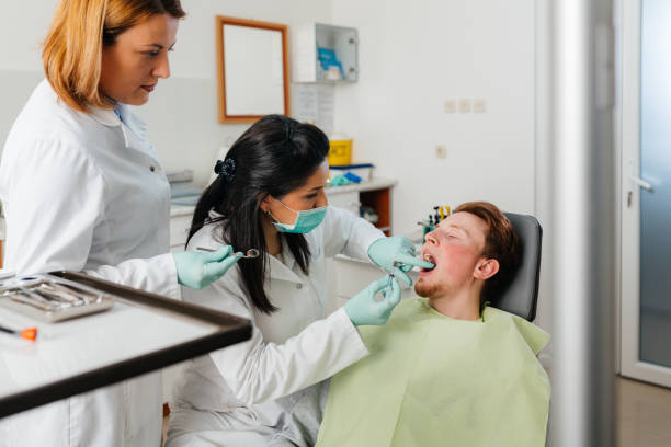 Best Emergency Dental Services for Seniors in Southern Gateway, VA